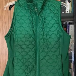NEW WITHOUT TAGS  LL BEAN WOMEN’S QUILTED VEST